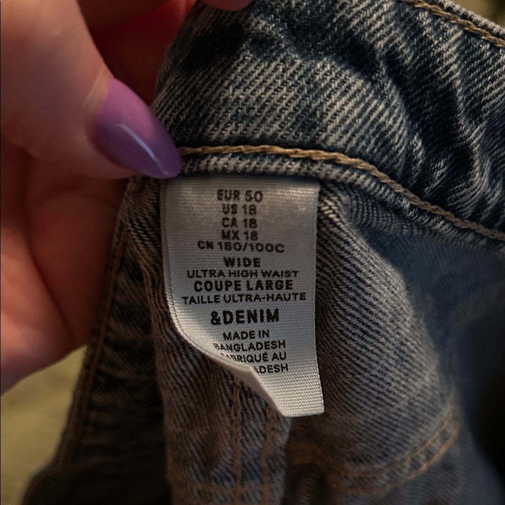 Women's Blue Wide Leg Jeans - Picture 2 of 3
